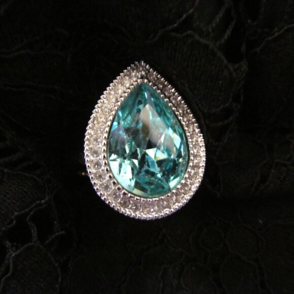 Faux Blue Topaz Faux Paraiba Tourmaline & Faux Diamond Silver Tone Ring Size 10 - Picture 3 of 16